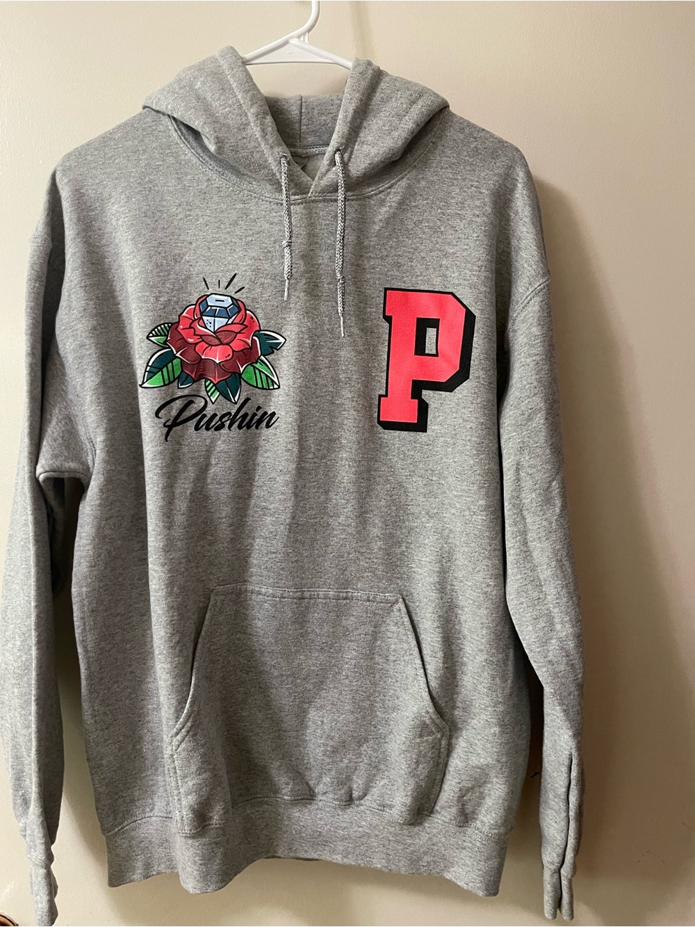 Gray Pullover Hoodie with Red Graphic P